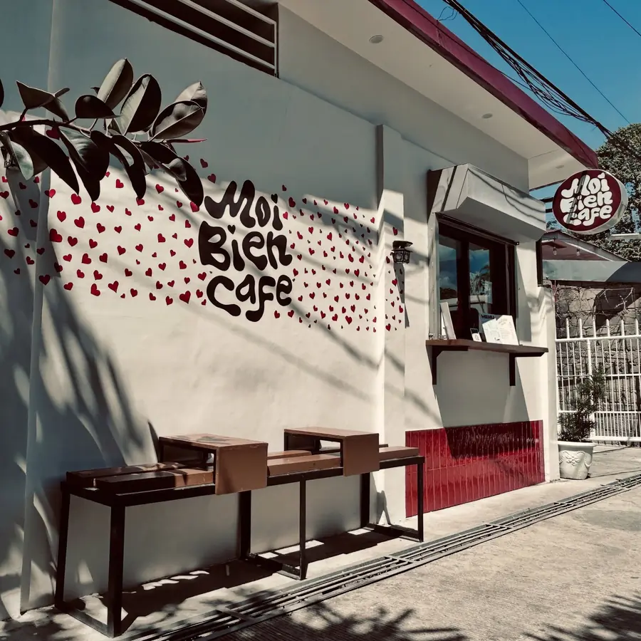 Moi Bien Cafe